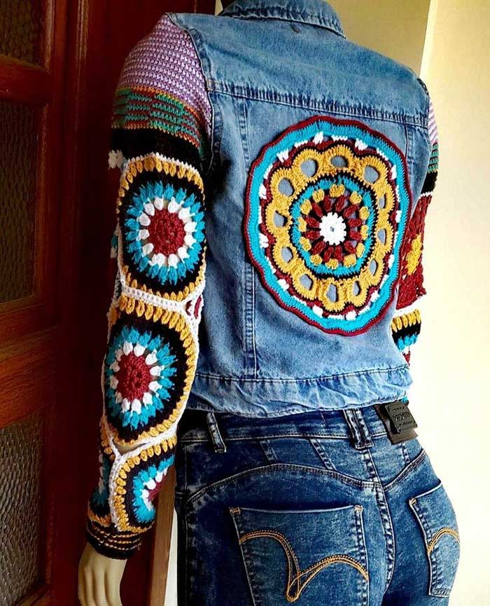 chaqueta jean tejida con crochet Upcycling